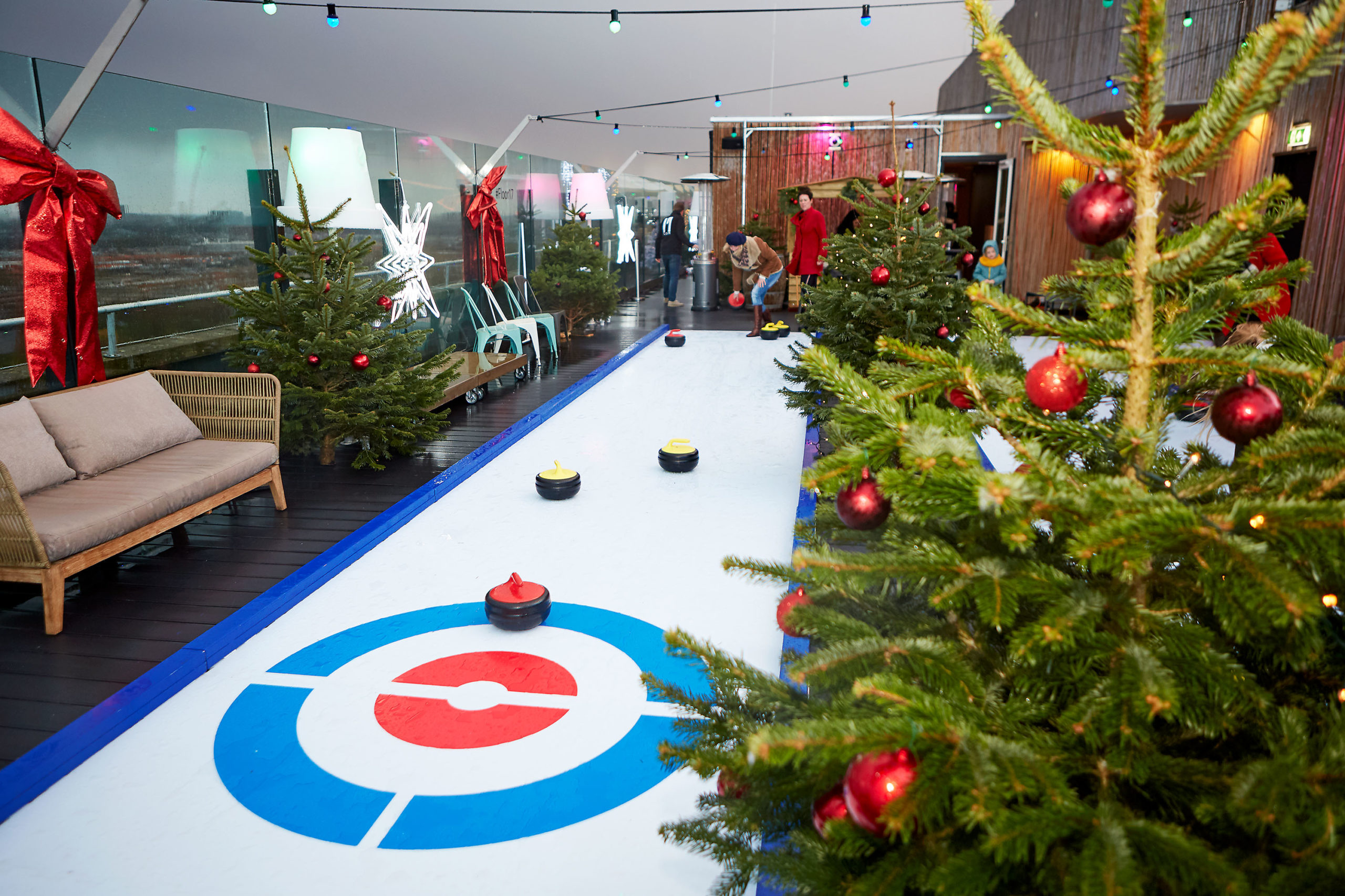 Rooftop curling Amsterdam